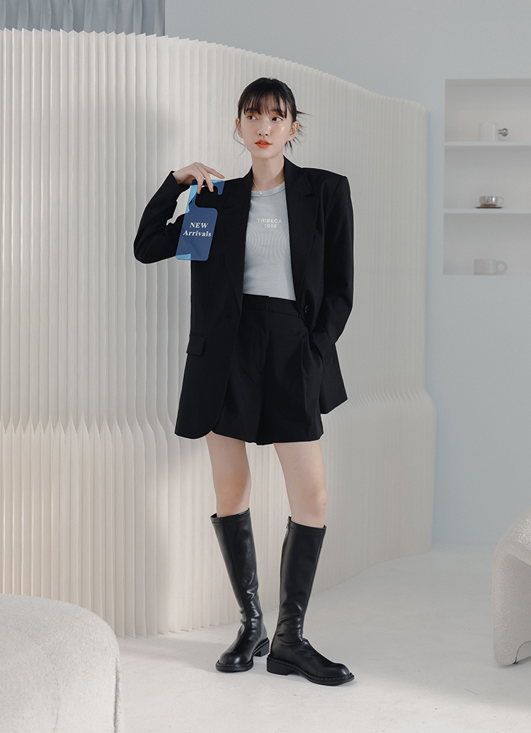 Grace Gift 平價女鞋 美腿濾鏡 圓頭後拉鍊長靴 黑色 實拍圖
