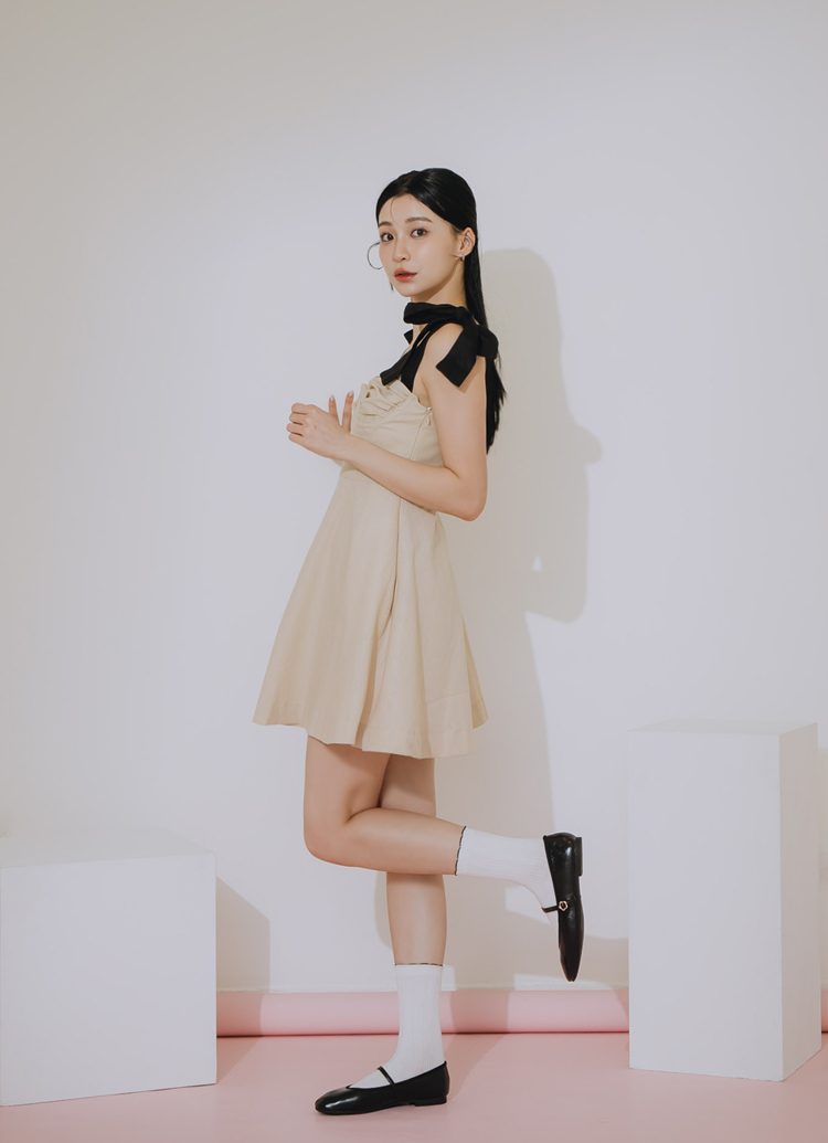 GraceGift平價女鞋 俏皮少女 素面 花釦 芭蕾舞瑪莉珍鞋 黑