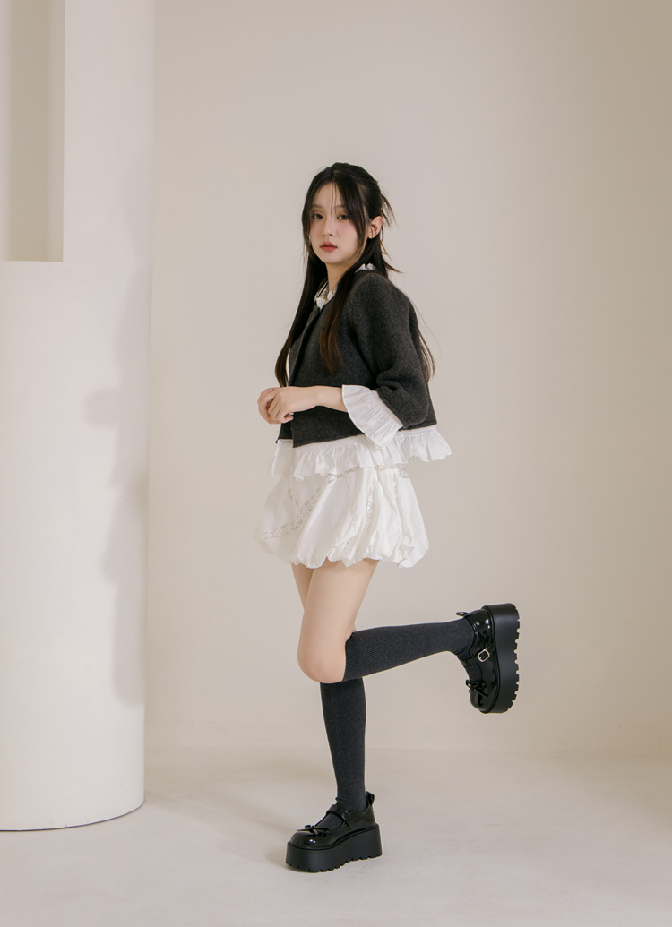 Grace Gift 平價女鞋 高挑甜心 蝴蝶結輕量瑪莉珍鞋 黑漆色 厚底瑪莉珍鞋 實拍圖