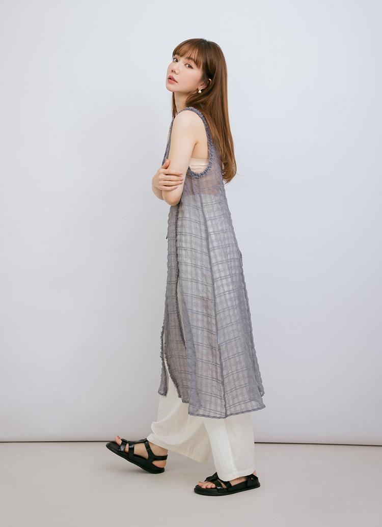 GraceGift平價女鞋 復古率性 T字 澎澎鞋墊 編織涼鞋 黑