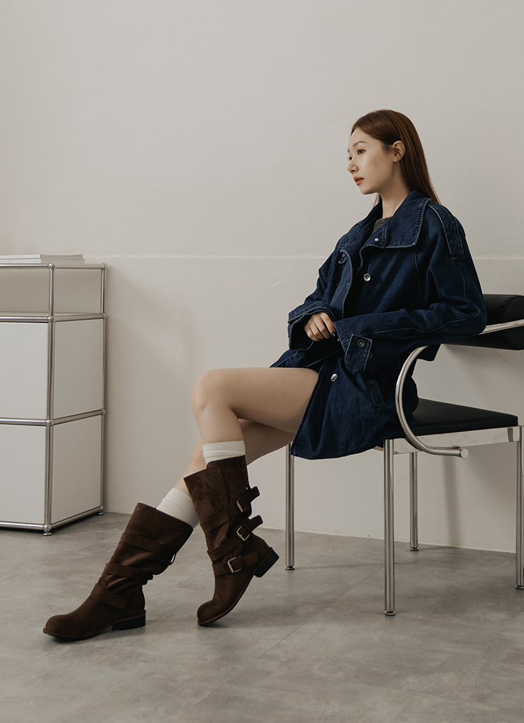 Grace Gift 平價女鞋 韓系街拍 絨布2WAY皮帶釦騎士靴 咖色 實拍圖
