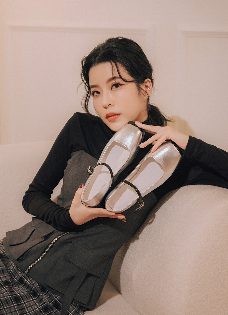GraceGift Alice聯名 優雅芭蕾 低跟 瑪莉珍鞋 銀
