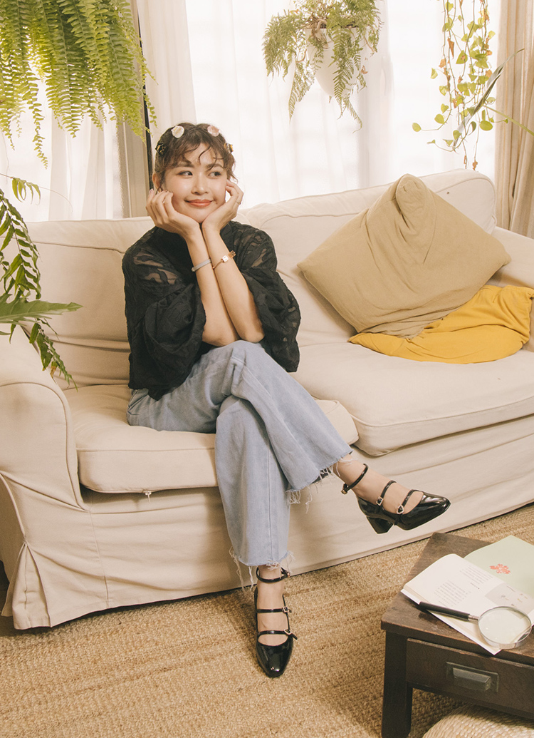 GraceGift 小貓聯名 復古女伶 全真皮 水鑽細帶 中跟 瑪莉珍鞋 黑漆