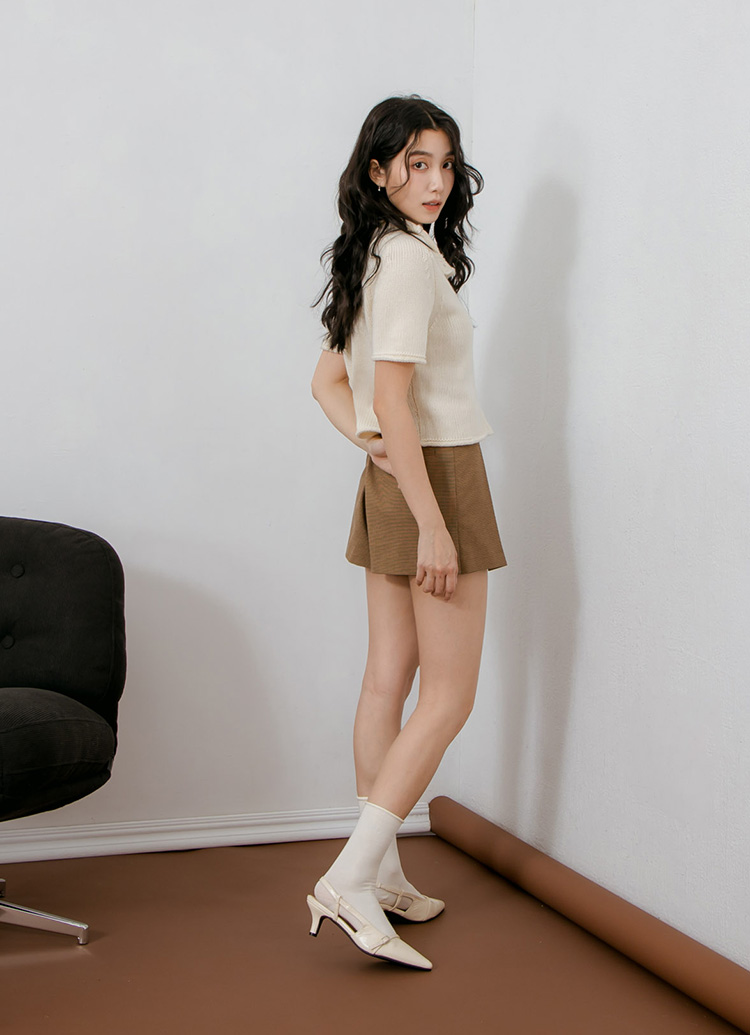 GraceGift平價女鞋 時髦尖頭 皮革繫帶 後空細跟鞋 米白