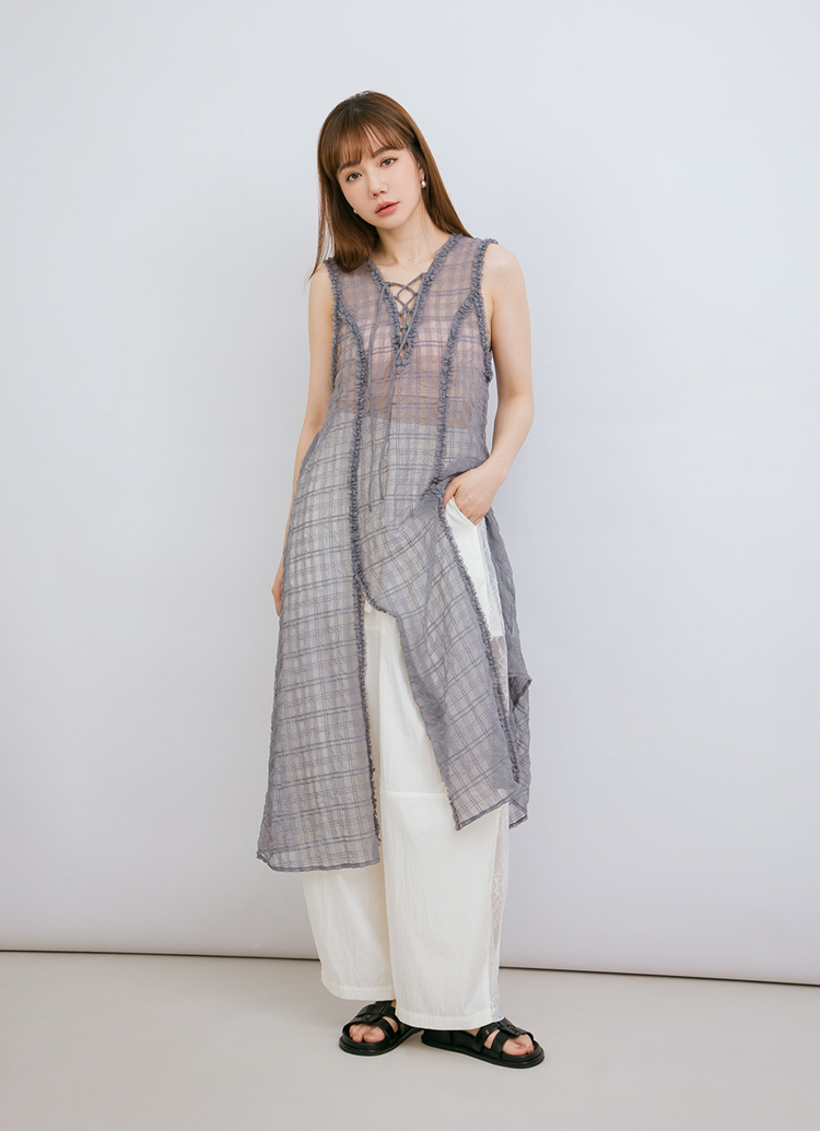 GraceGift平價女鞋 復古率性 T字 澎澎鞋墊 編織涼鞋 黑