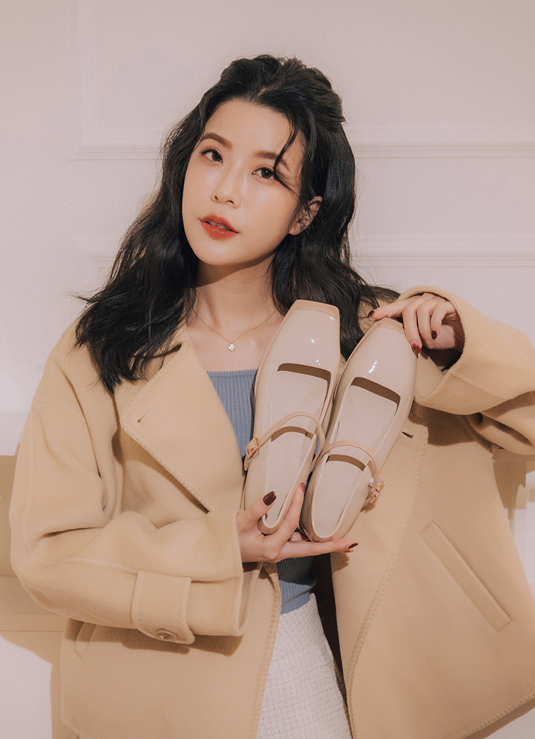 GraceGift Alice聯名 優雅芭蕾 低跟 瑪莉珍鞋 杏漆