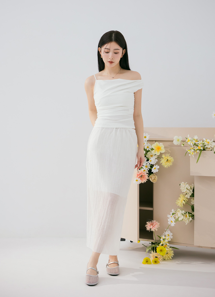 GraceGift 平價女鞋 極簡休閒感 透膚網面平底瑪莉珍 銀色 實品圖