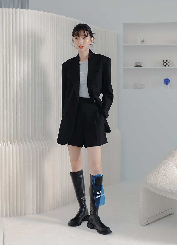 Grace Gift 平價女鞋 美腿濾鏡 圓頭後拉鍊長靴 黑色 實拍圖