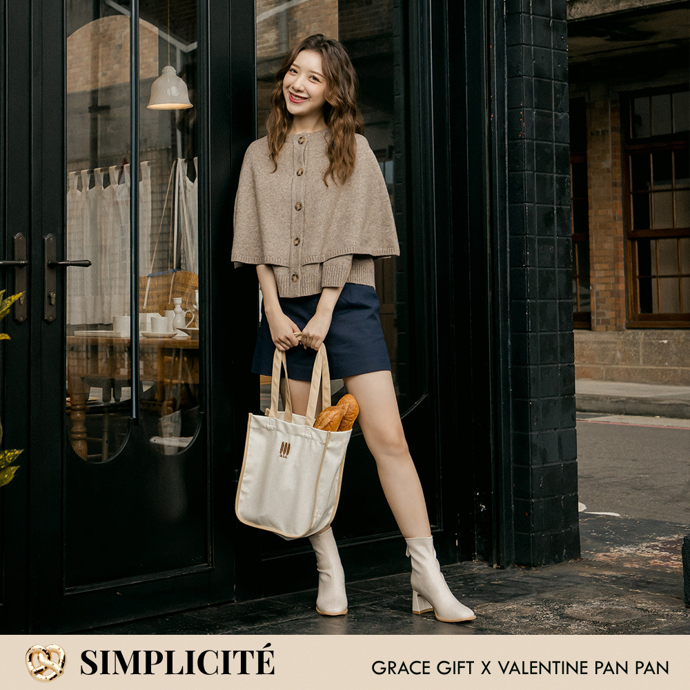Grace Gift 潘潘聯名 瑪黑女孩 方頭簡約後拉鍊襪靴 米白色 中跟襪靴 實拍圖