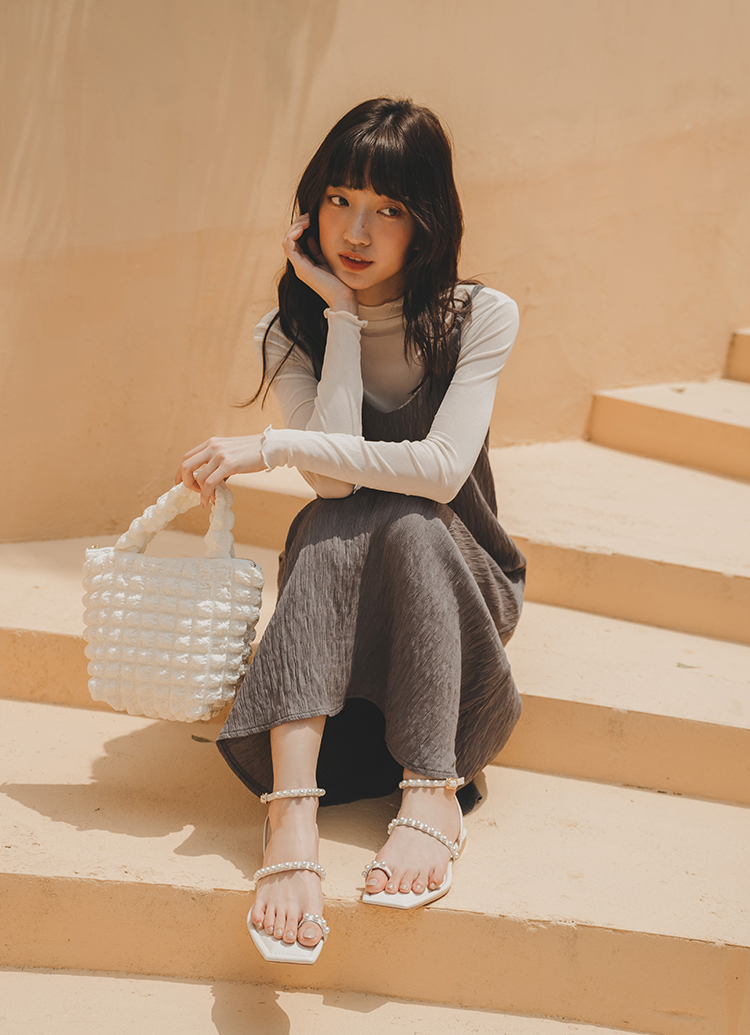 GraceGift 薛妞妞聯名 珍珠細帶 平底涼鞋 米白